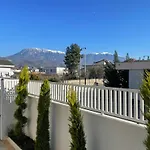 Hotell Kremelo Berat