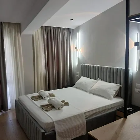 Hotel Kremelo Berat